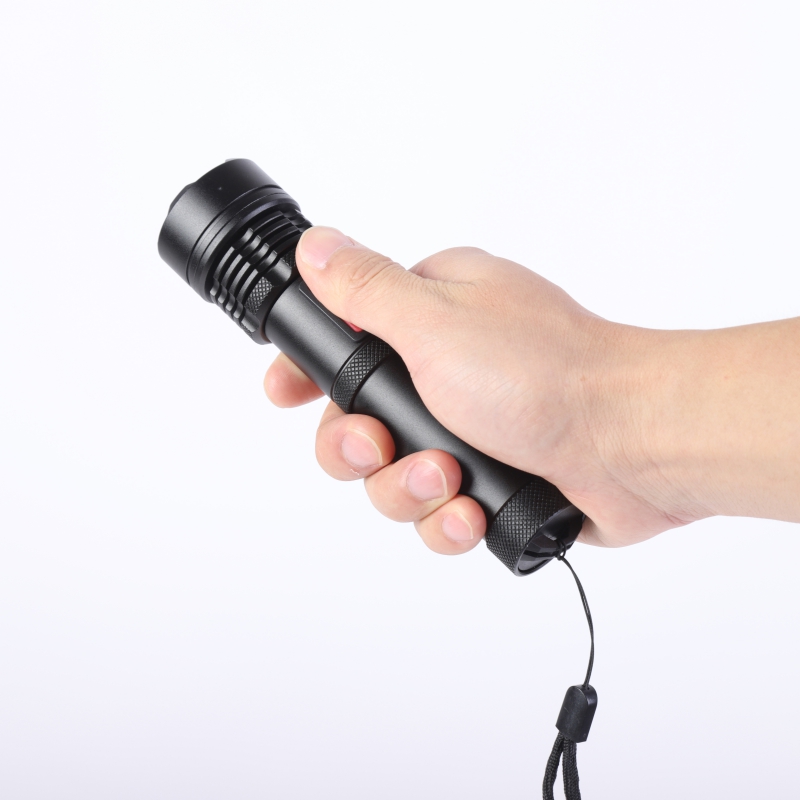 1000000 lumen flashlight